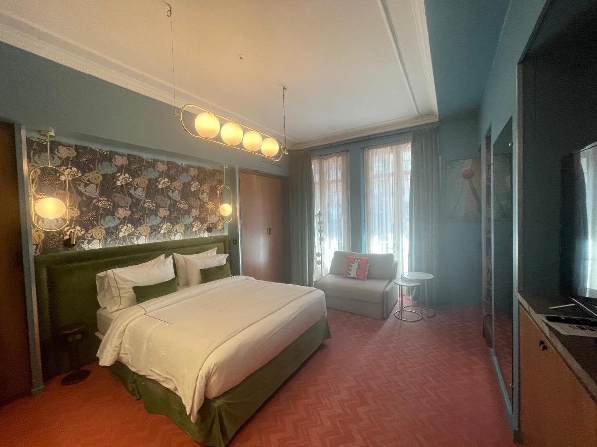Hotel 33 Marbeuf Paris Eksteriør bilde